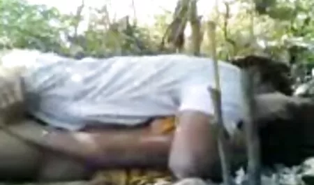 Cô gái gợi cảm thấy ở phía trước của nóng sống cam nhật bản vú bự