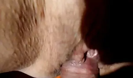 Đỏ Jess với quần phim sex nhat hd khong che áo sai kéo trên mông của mình